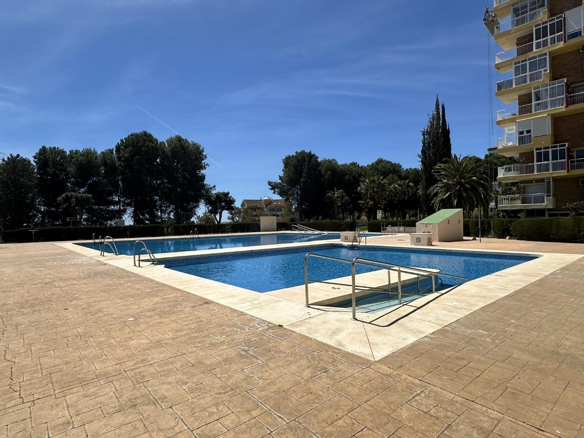 Estudio Agata Con Piscina A 800M De La Playa Benalmádena Kültér fotó