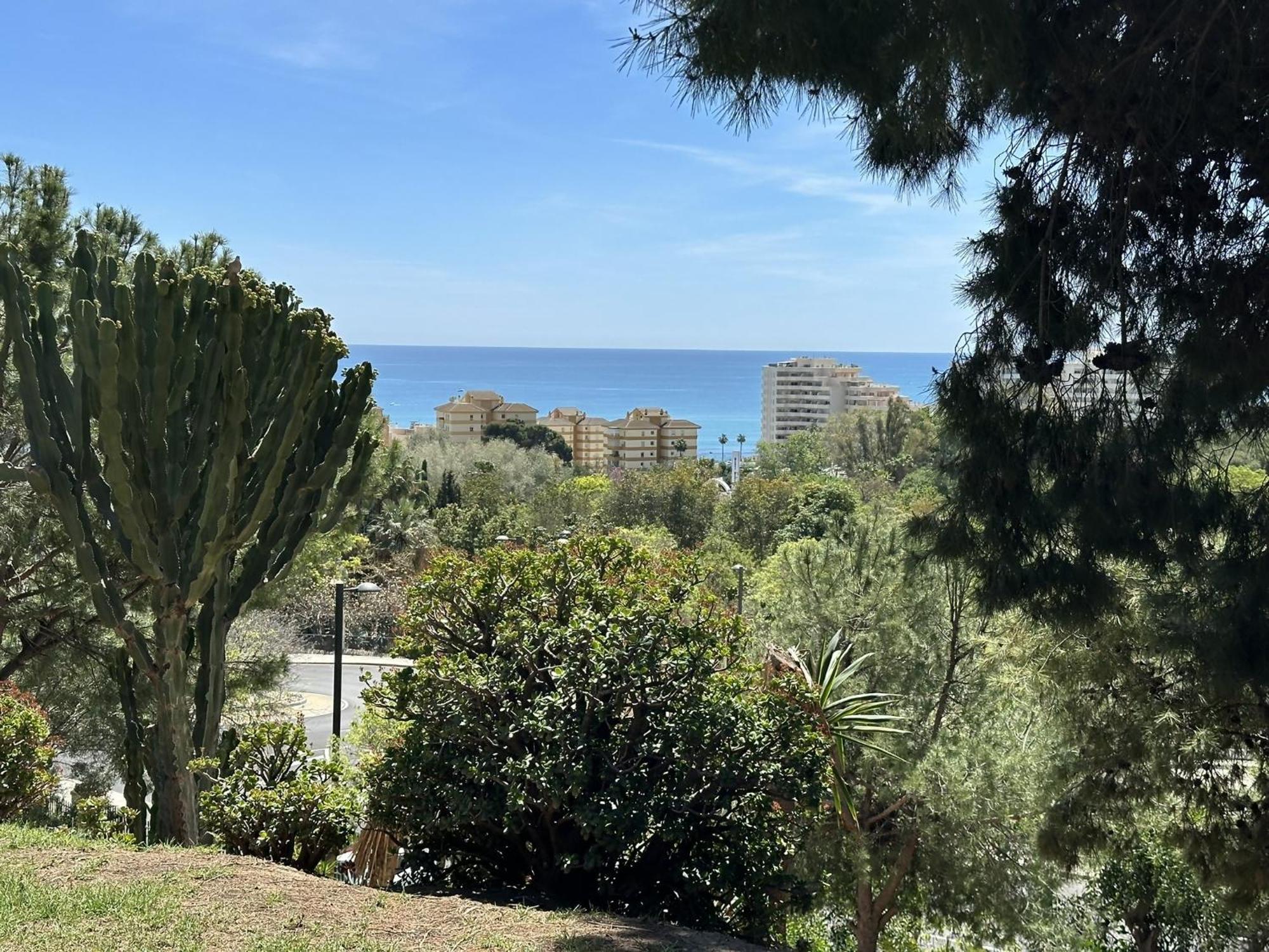 Estudio Agata Con Piscina A 800M De La Playa Benalmádena Kültér fotó
